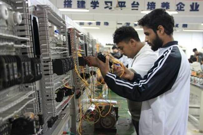 https://xhsc.app.xinhuanet.com/cms/article/image/1211697787_1667550245445.png https://xhsc.app.xinhuanet.com/cms/article/image/1211697787_1667550245445.png